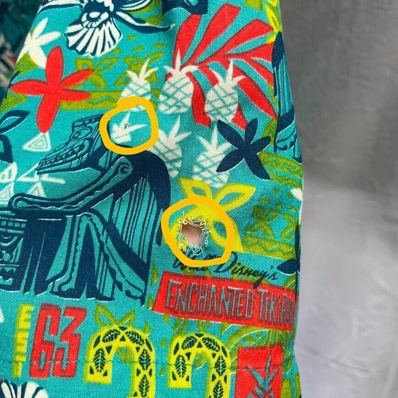Disney Club 33 Hawaiian Aloha Shirt Enchanted Tiki Room Size XXL Damage - Picture 7 of 8